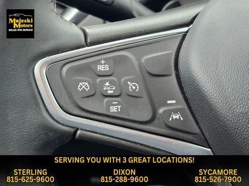 Used 2023 Chevrolet Equinox LT image 33