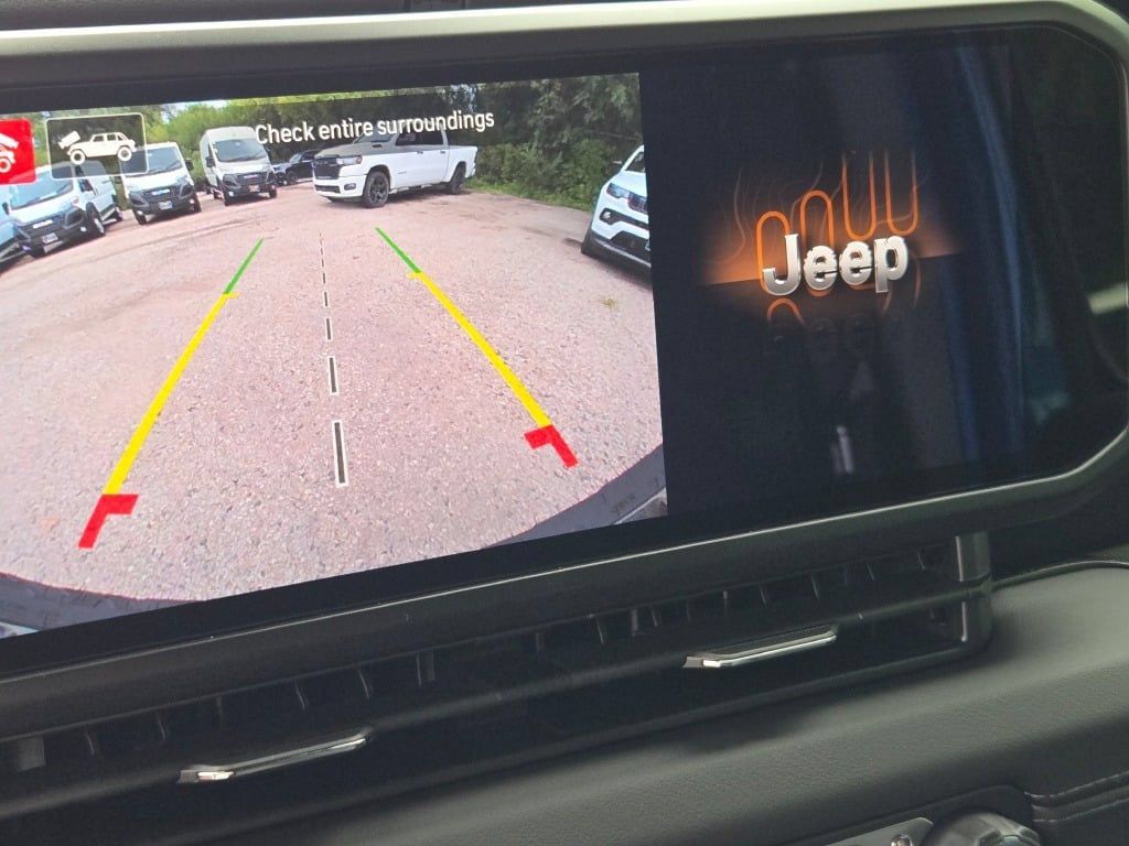 New 2026 Jeep Wrangler Unlimited Sahara AWD/4WD image 43
