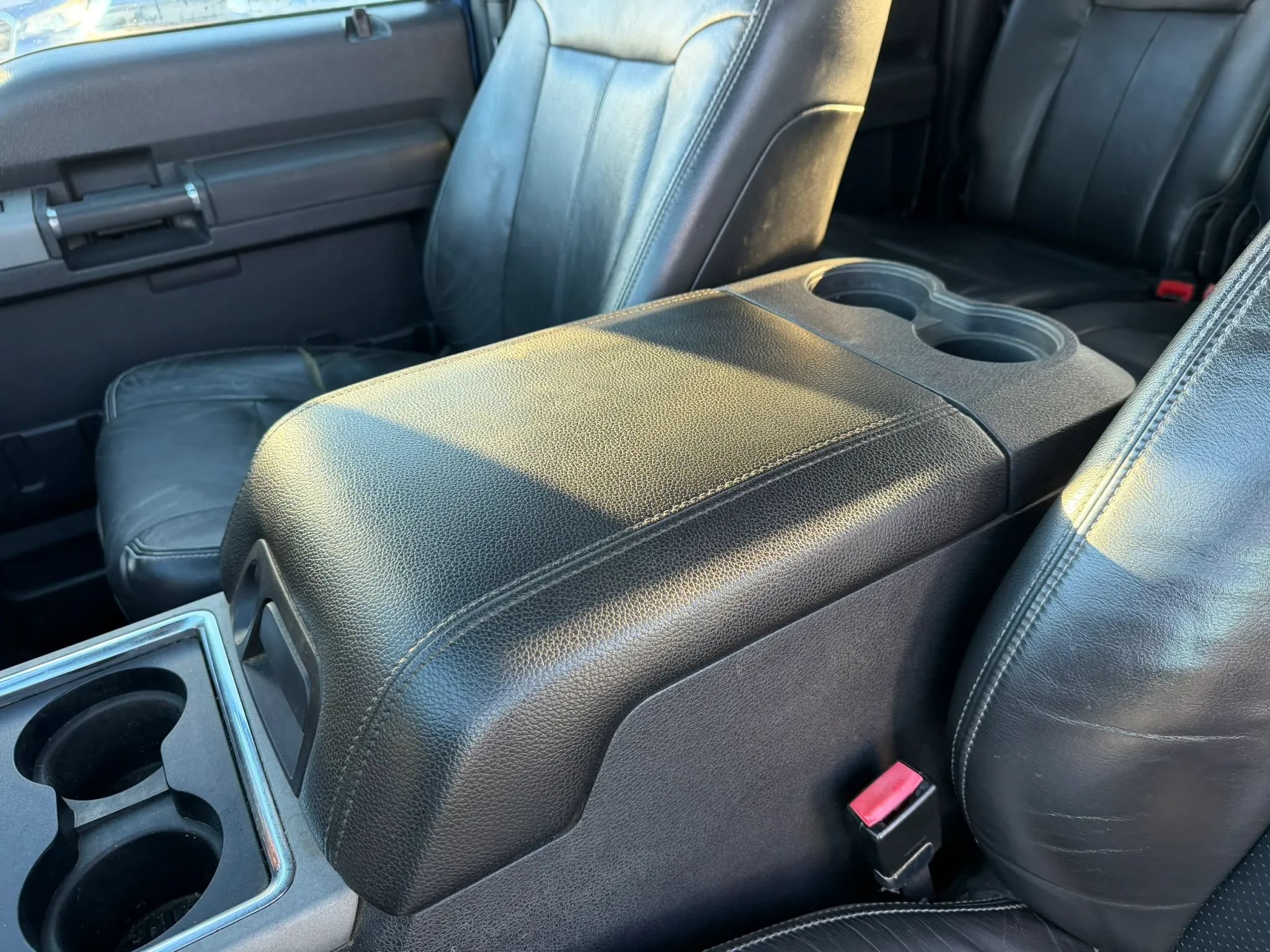 Used 2012 Ford F250 Lariat w/ Lariat Interior Pkg AWD/4WD image 18