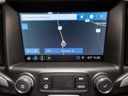 Used 2019 GMC Terrain SLT w/ Preferred Package image 17