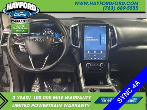 Used 2024 Ford Edge Titanium image 14