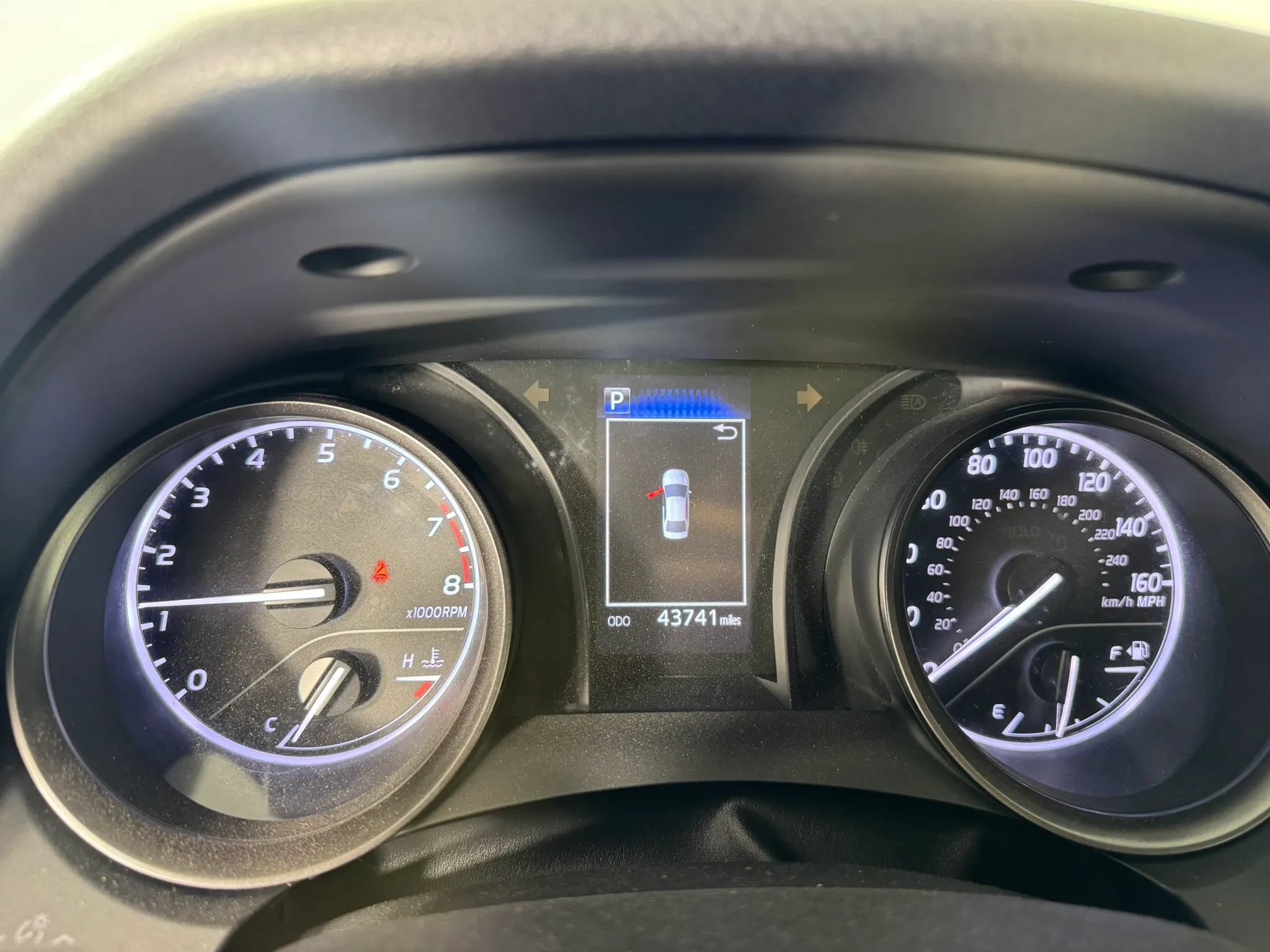 Used 2023 Toyota Camry SE FWD image 14
