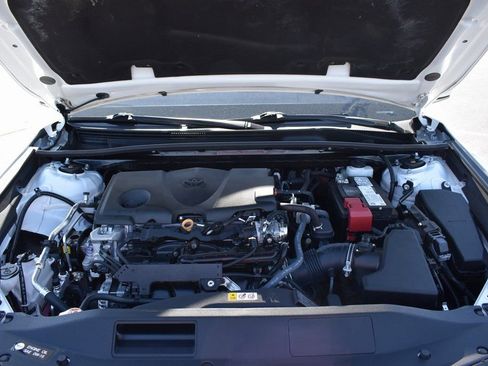 Used 2023 Toyota Camry SE w/ Audio Upgrade Package image 16