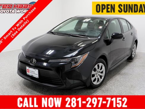 Certified 2025 Toyota Corolla LE image 1