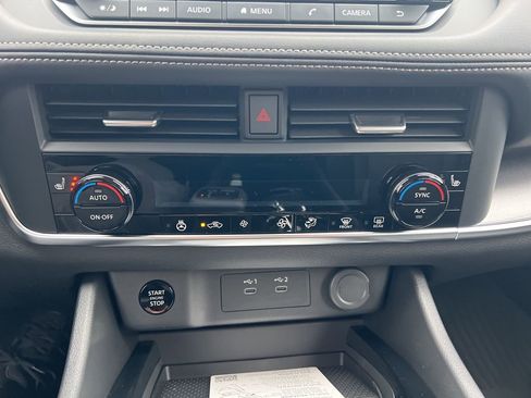 New 2025 Nissan Rogue SV w/ SV Premium Package image 18