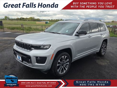 Used 2021 Jeep Grand Cherokee L Overland w/ Advanced Protech Group III AWD/4WD image 3