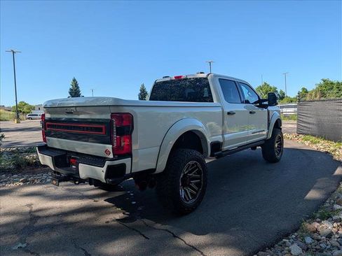 Used 2023 Ford F250 Lariat w/ Lariat Ultimate Package AWD/4WD image 5
