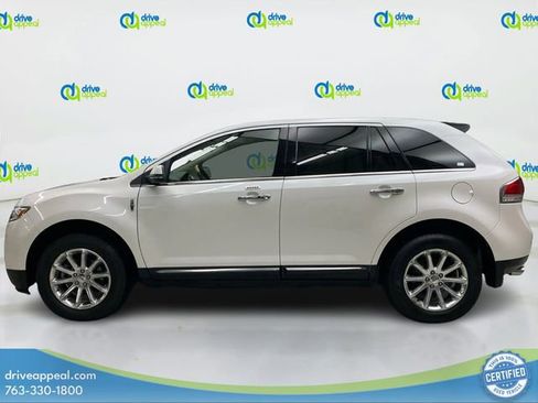 Used 2014 Lincoln MKX AWD w/ Equipment Group 101A image 9