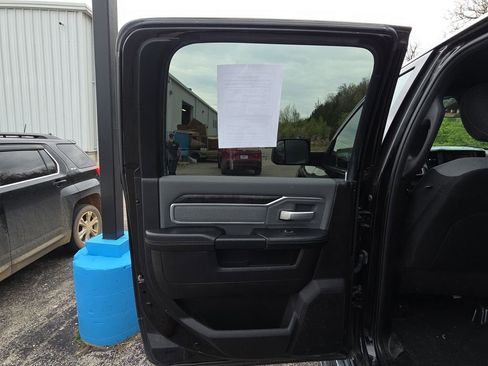 Used 2021 RAM 2500 Big Horn image 13