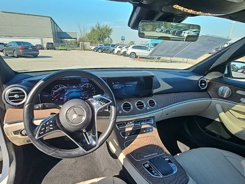 Used 2022 Mercedes-Benz E 350 4MATIC Sedan w/ AMG Line Exterior image 16