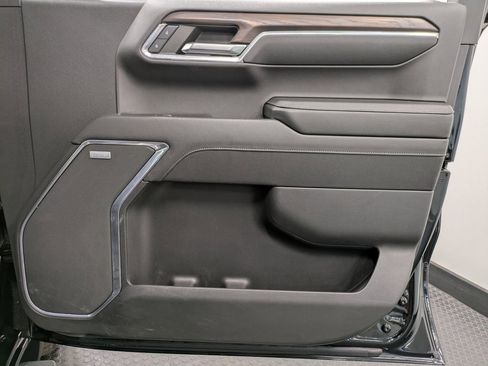 Used 2023 GMC Sierra 1500 SLT w/ SLT Premium Plus Package image 27