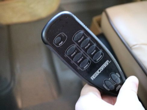 Used 2015 Mercedes-Benz Sprinter 3500 image 37