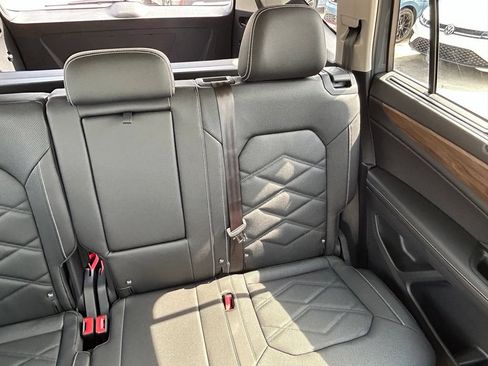 New 2026 Volkswagen Atlas SE FWD image 14