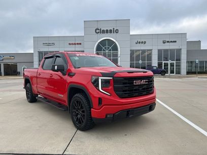 Used 2024 GMC Sierra 1500 Elevation w/ Elevation Premium Package