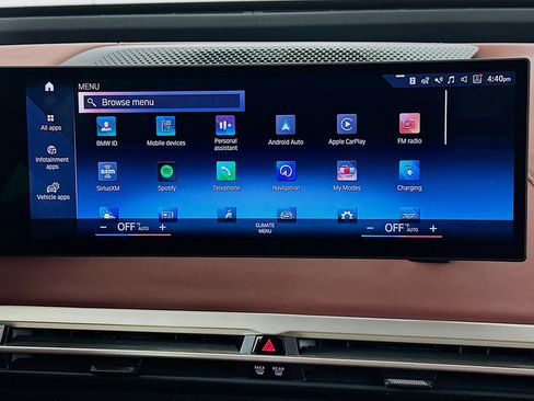 Used 2022 BMW iX xDrive50 w/ Premium Package image 12