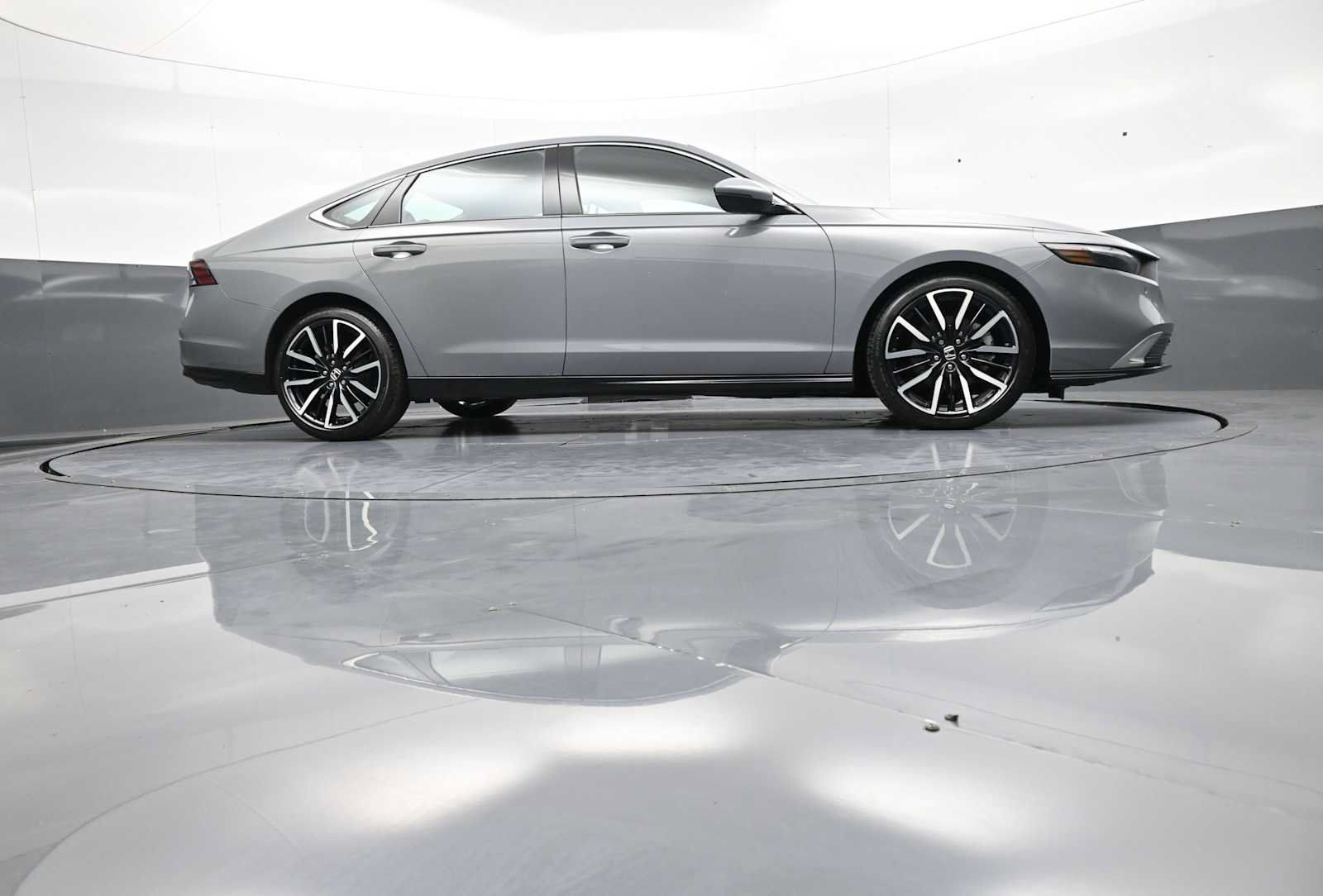 Used 2023 Honda Accord Touring image 36