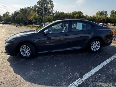 Used 2025 Toyota Camry LE FWD image 15