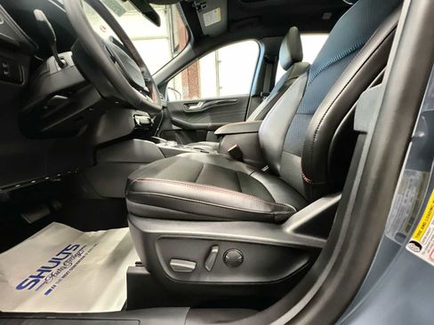 New 2025 Ford Escape ST-Line image 14