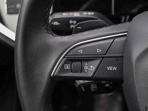 Used 2025 Audi Q3 2.0T Premium Plus w/ Premium Plus Package image 19