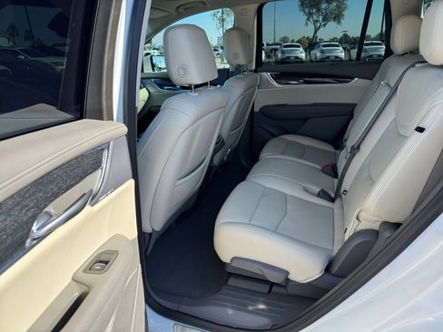 Used 2023 Cadillac XT6 Premium Luxury w/ Technology Package image 17