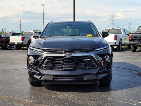 Used 2025 Chevrolet Blazer RS w/ LPO, Floor Liner Package FWD image 9