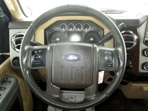 Used 2015 Ford F250 Lariat w/ Lariat Ultimate Package image 18