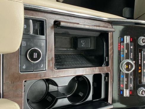 Used 2020 Lincoln Navigator Reserve w/ Luxury Package image 18