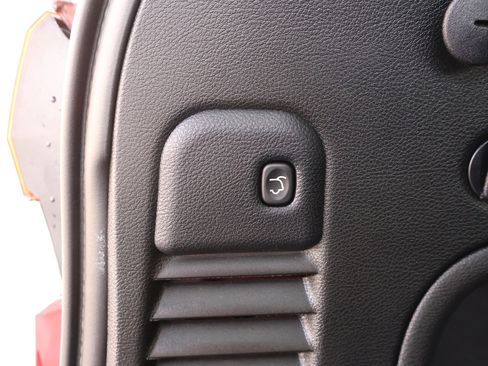 Used 2022 Jeep Grand Cherokee Limited image 28