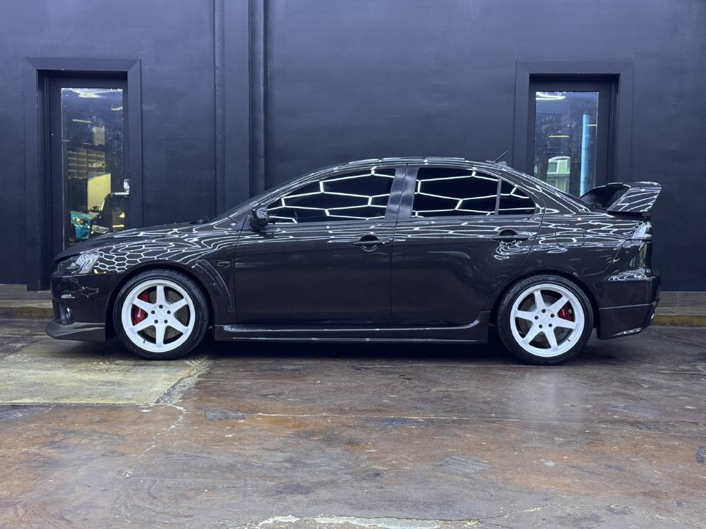 Used 2014 Mitsubishi Lancer Evolution GSR AWD/4WD image 6