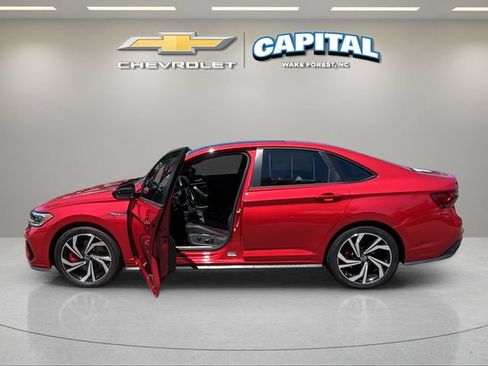 Used 2023 Volkswagen Jetta GLI Autobahn FWD image 9