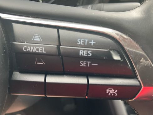 Used 2025 MAZDA MAZDA3 s FWD image 19