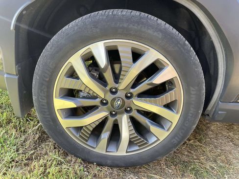 Used 2025 Subaru Forester Touring AWD/4WD image 5