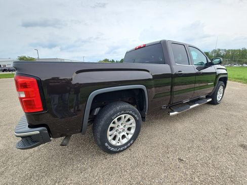 Used 2018 GMC Sierra 1500 SLE w/ SLE Value Package AWD/4WD image 4