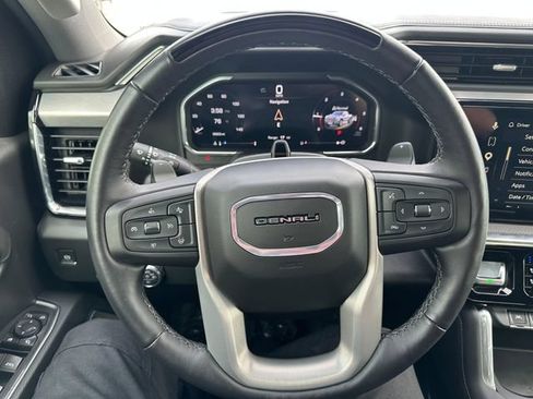 Used 2026 GMC Sierra 1500 Denali w/ Technology Package AWD/4WD image 12