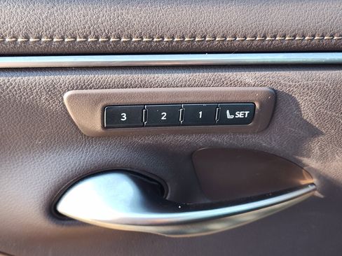 Used 2020 Lexus ES 350 350 Premium Package image 32