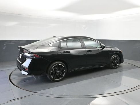 New 2026 Nissan Sentra SR w/ Floor Mat Package image 15