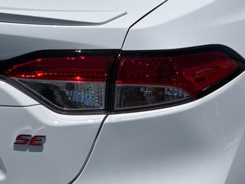 New 2026 Toyota Corolla SE FWD image 30