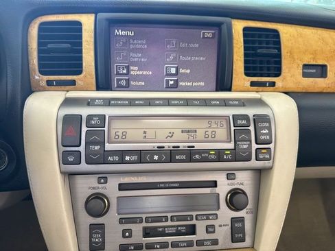 Used 2003 Lexus SC 430 Convertible image 17