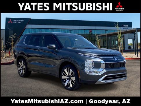 New 2026 Mitsubishi Outlander SE FWD image 1