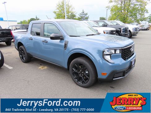 New 2025 Ford Maverick XLT w/ XLT Luxury Package image 1