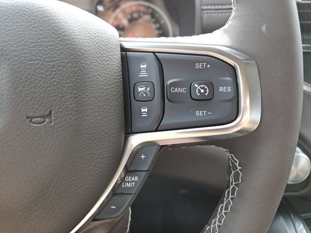 New 2026 RAM 1500 Laramie w/ Laramie Preferred Package AWD/4WD image 24