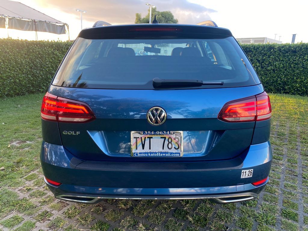 Used 2019 Volkswagen Golf S FWD image 6