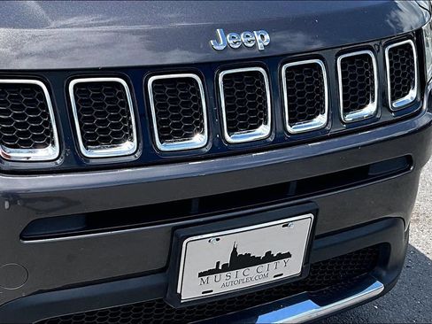 Used 2018 Jeep Compass Limited w/ Trailer Tow Group AWD/4WD image 33