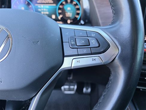 Used 2024 Volkswagen Atlas SEL Premium R-Line image 25