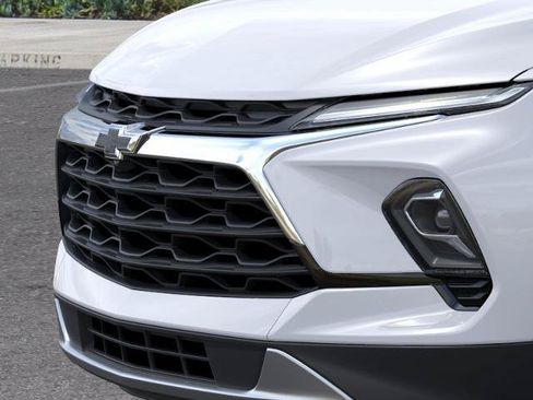 New 2026 Chevrolet Blazer LT w/ Convenience Package FWD image 37