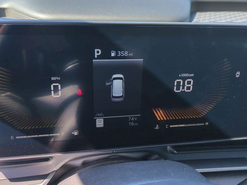 New 2026 Kia Carnival EX image 13