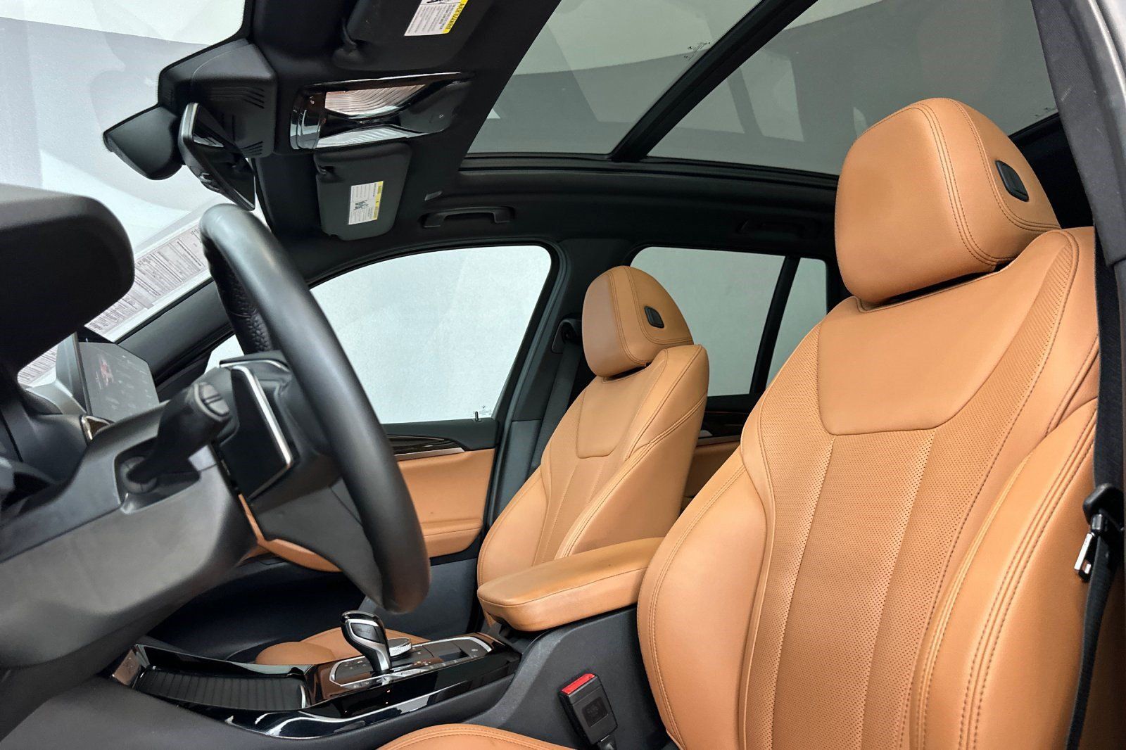 Used 2024 BMW X3 sDrive30i w/ Convenience Package RWD image 5