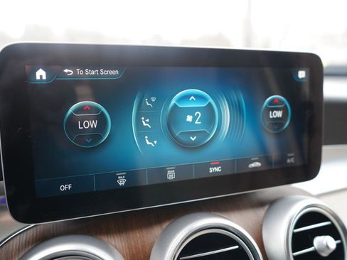 Used 2022 Mercedes-Benz GLC 300 4MATIC w/ Premium Package Lite image 36