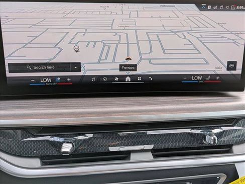 Used 2026 BMW X7 xDrive40i image 13