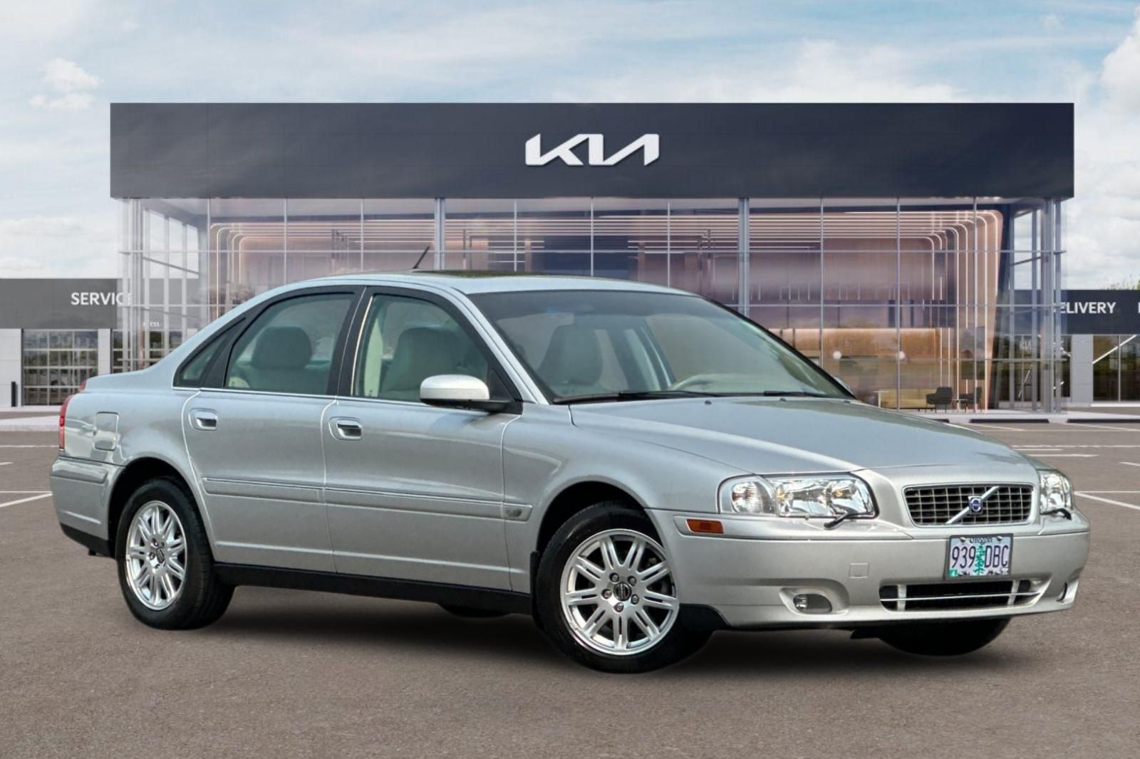 Used 2005 Volvo S80 2.5T FWD image 2